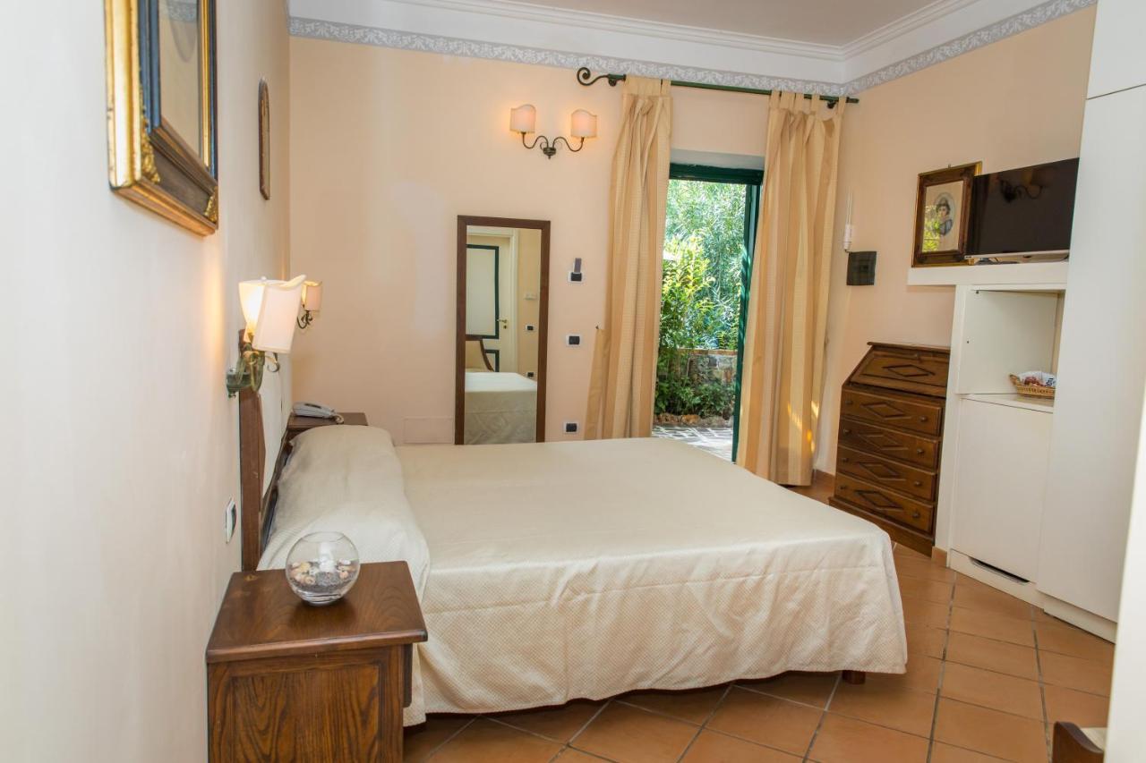 Hotel Villa Delle Meraviglie Maratea Exteriör bild