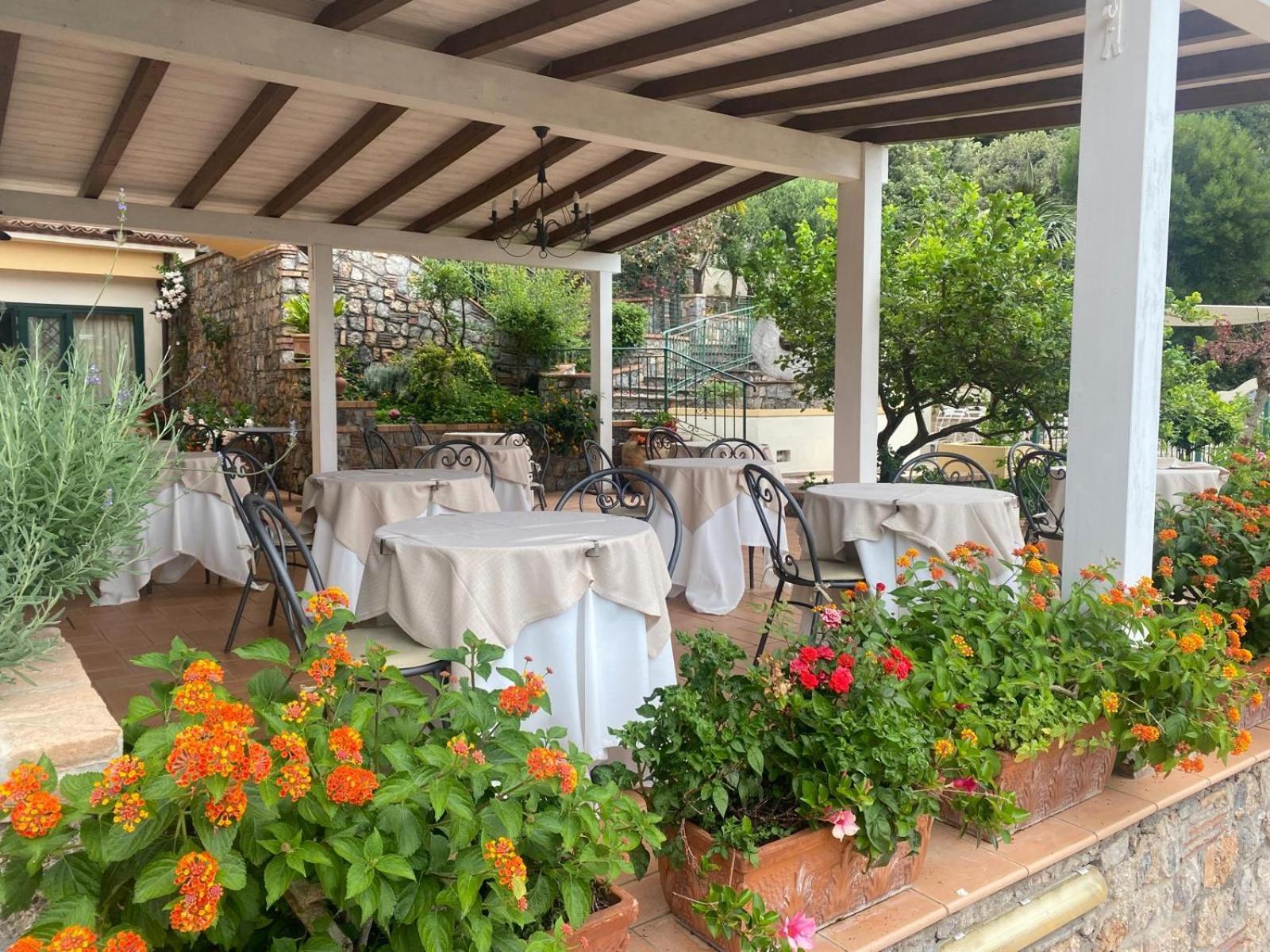 Hotel Villa Delle Meraviglie Maratea Exteriör bild